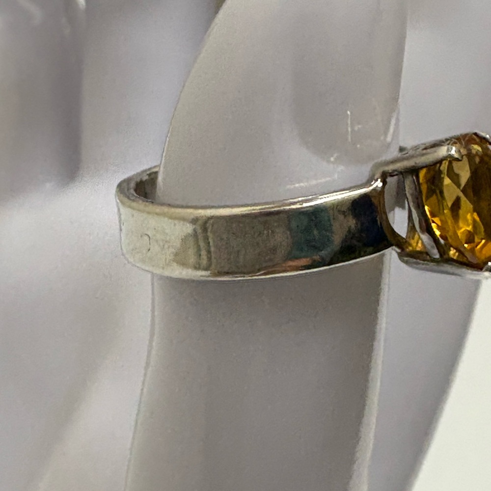 Artisan Mandarin Garnet Heart Shaped Silver Ring - Picture 2 of 8